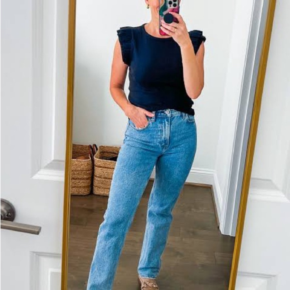 Abercrombie & Fitch Blue High Rise Mom Jean Size 31